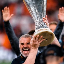 爱游戏平台-奥萨苏纳主场险胜，保持不败记录()